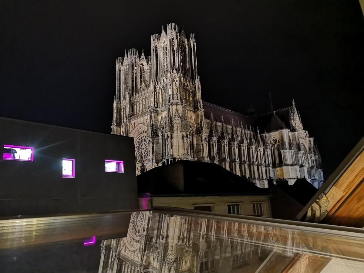 Logement Cosy Renove Au Pied De La Cathedrale Avec Climatisation Reims Exterior photo